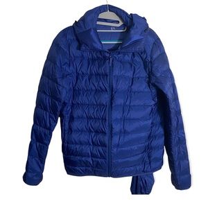 🚨FINAL PRICE - Uniqlo Blue Ultra Light Down Blue Jacket 🧥